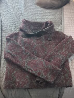 Adrienne Vittadini Maroon and Gray Cowl-Neck Sweater